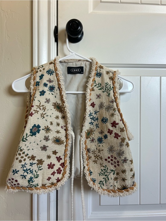 Cider Jackets & Blazers - Cider Cream Floral Embroidered Vest